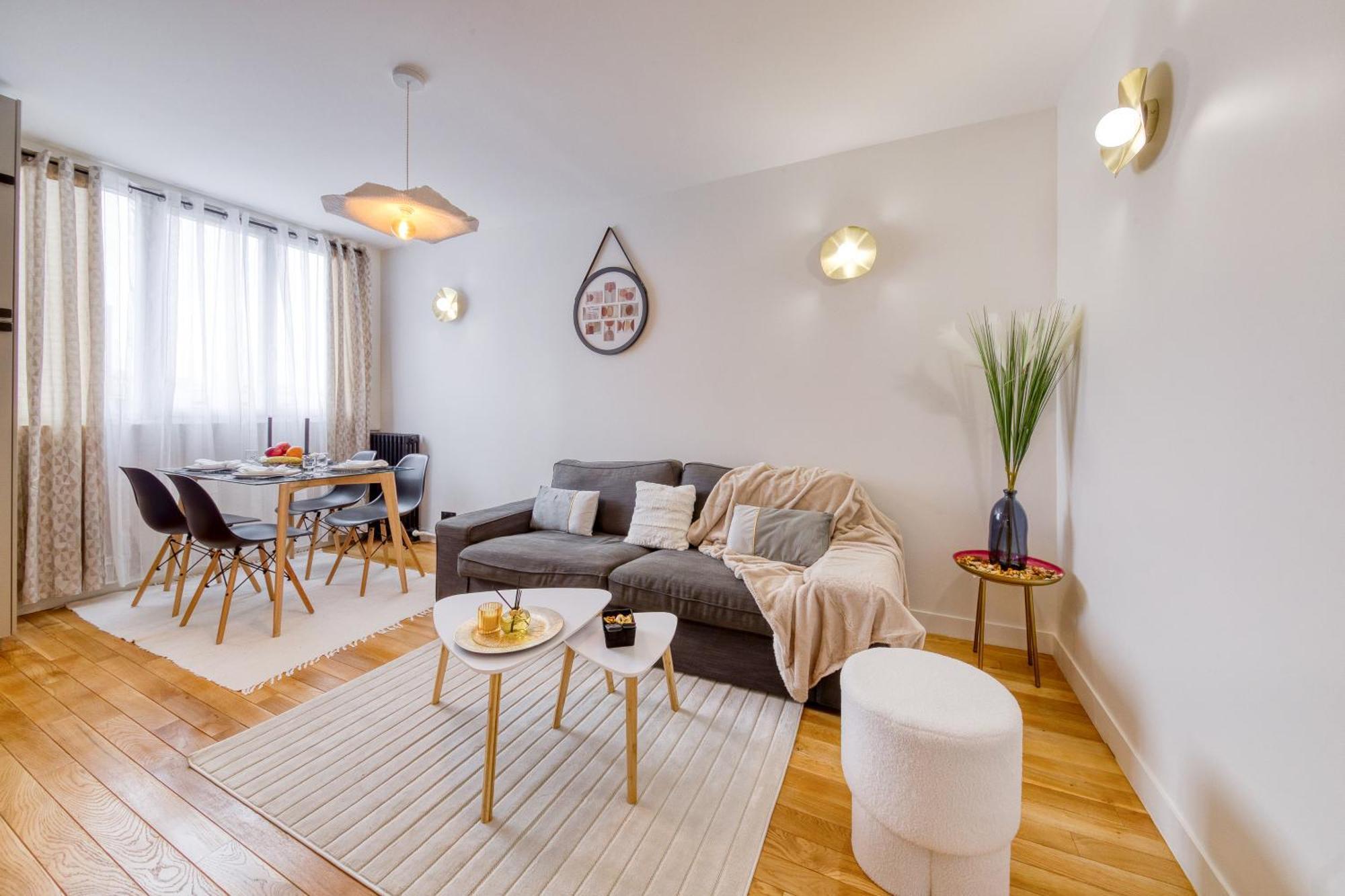 L'Audace T2 Refait A Neuf A Vanves Luaran gambar